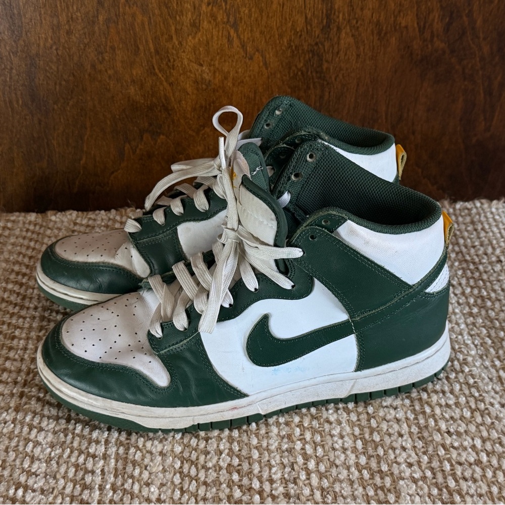 Nike Dunks High Green and White Shoes